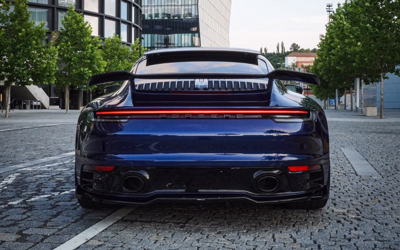 Porsche 911 Carrera RWD — fotografie 3